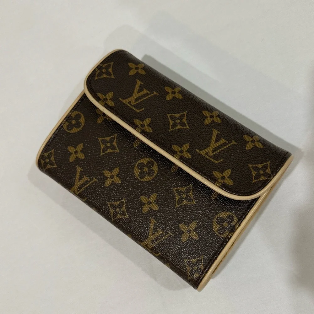 LOUIS VUITTON Monogram Pochette Florentine Waist pouch - Picture 5 of 5